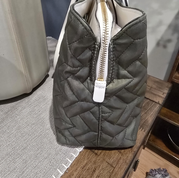Radley Finsbury Green Quilted - Picture 5 of 9